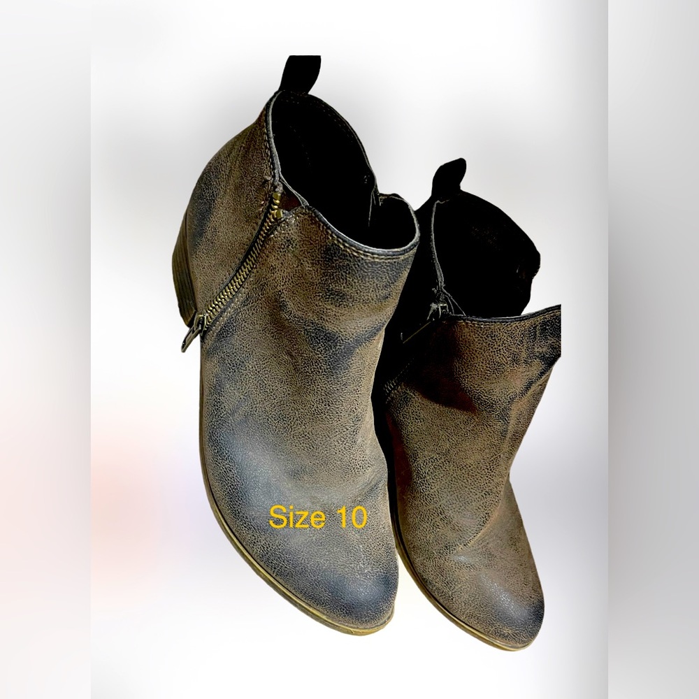 Pierre Dumas bootie